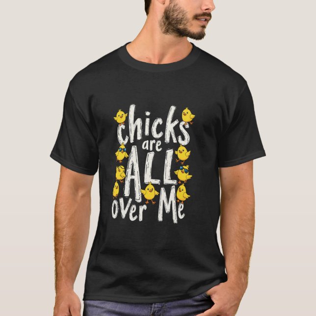 Camiseta Pequenos Pintinhos De Páscoa Estão Em Cima De Mim  (Frente)
