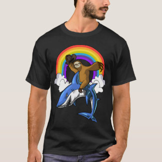 Camiseta Perezoso Caubói Montando Tubarão