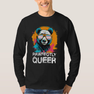 Camiseta Perfeitamente Queer Panda com Óculos de Sol Transg