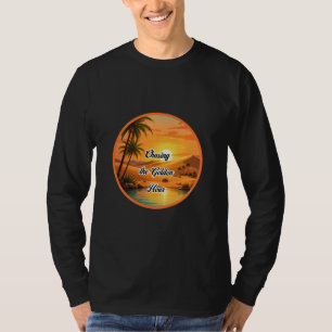 Camiseta Perseguindo a estética do oásis do pôr do sol da H