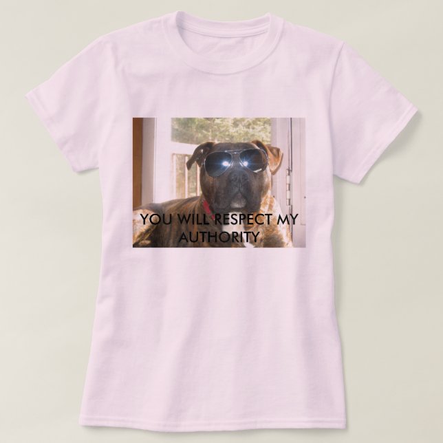 Camiseta Persiga o caçador de prémios (Frente do Design)