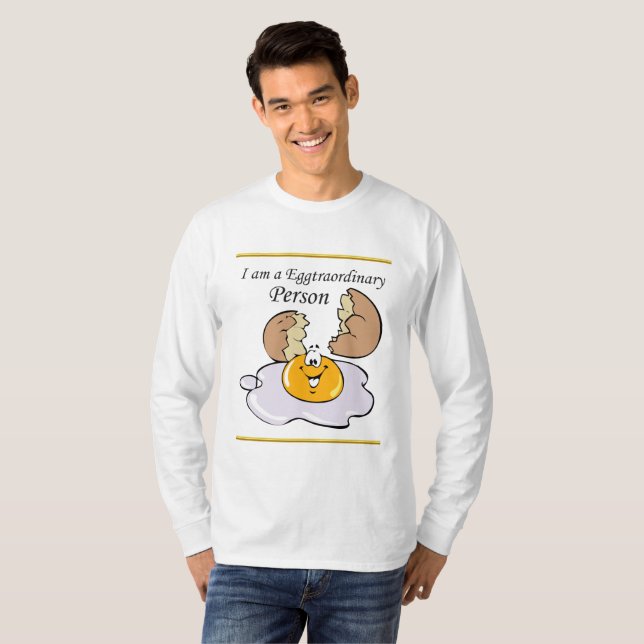 Camiseta personagem de desenho animado de ovo frito com sor (Frente Completa)