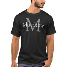 Camiseta Personalizada com a Letra M e Nome