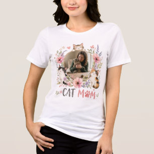 Camiseta Personalizada de Gata Mãe com Design Flor