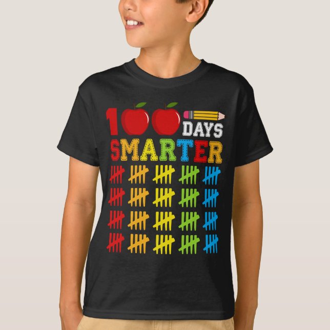 Camiseta Personalizado 100 dias mais inteligente de volta à (Frente)
