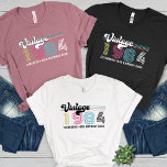 Camiseta Personalizado Qualquer Foto Vintage Idade Legal<br><div class="desc">Marque seu dia especial com uma mistura de nostalgia e personalização em nossa Camisa Legal Triblend Personalizada com qualquer Idade Vintage. Quer estejamos a celebrar um 30 de marco, um fabuloso 50º, ou um 70 de ouro, esta camisa captura o visual retrorreflector clássico que torna qualquer aniversário inesquecível. Ideal para...</div>