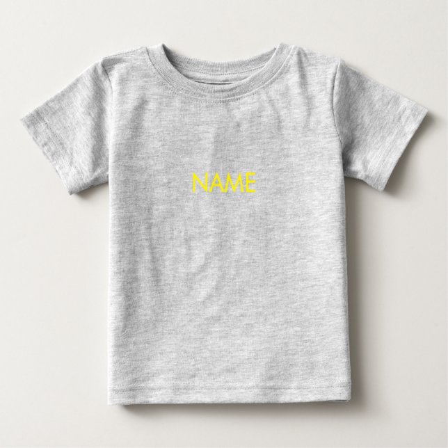Camiseta Personalizar com nome, texto com letra amarela min (Frente)