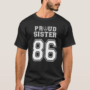 Camiseta Personalize a Irmã 86 de Futebol Orgulhosa Persona