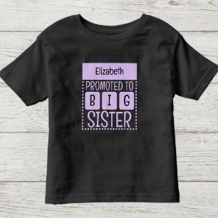 Camiseta Personalize nome irmã mais velha roxo