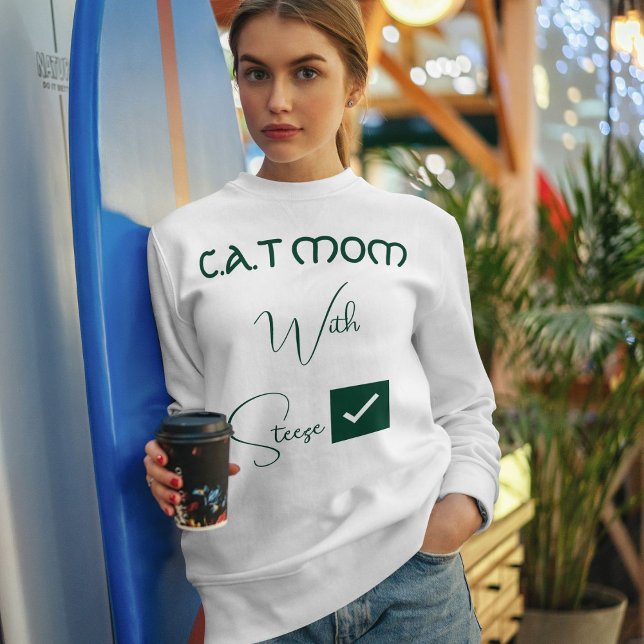 Camiseta Personalized Pet Lover Green Script Funny Cat Mom (Criador carregado)