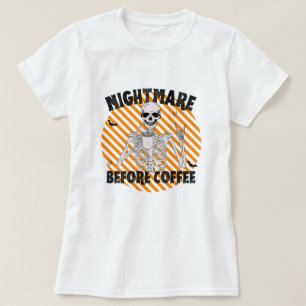 Camiseta Pesadelos Antes Do Café, Bebendo Do Halloween