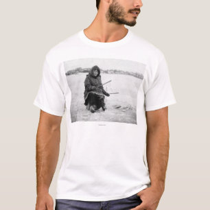 Camiseta Pesca Eskimo do gelo em Nome, fotografia de Alaska