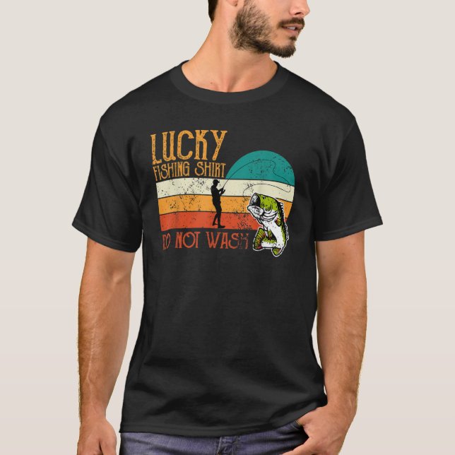 Camiseta Pesca Sortuda do Pescador Retro (Frente)