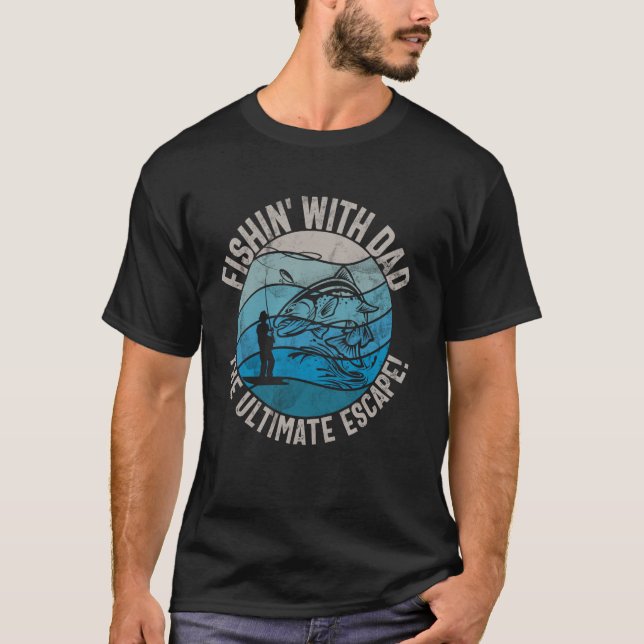 Camiseta Pescando com o Papai O Último Refúgio! Pai Pescado (Frente)