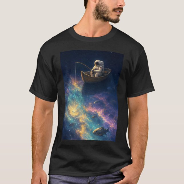 Camiseta Pescando no Espaço Profundo â€” Astronauta em Barc (Frente)