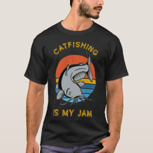 Camiseta Pescaria de bagre é minha paixão - pescador vintag