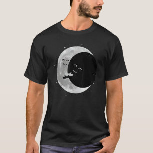 Camiseta Pessoa Amorosa Abraço Lunar
