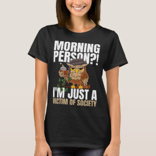 Camiseta Pessoa De Manhã Sou Apenas Uma Vítima Do Café Da S
