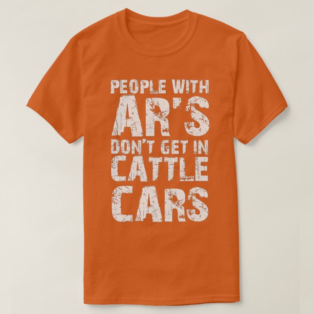 Camiseta Pessoas com ARs não chegam em carros de gado Engra (Frente do Design)