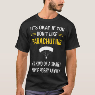 Camiseta Pessoas Inteligentes Saltando de Paraquedas Paraqu