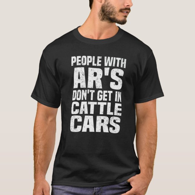 Camiseta Pessoas sarcásticas com ar's não chegam em gado (Frente)