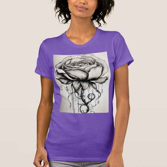 Camiseta "Pétalas Negras e Brancas" Canvas de Bella (Frente)