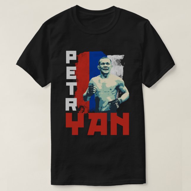 Camiseta Petr Yan Oferece Presentes Para Ventiladores De MM (Frente do Design)