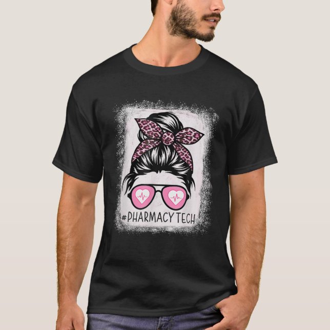 Camiseta Pharmacy Tech Life Bleached Pink Leopard Messy Bun (Frente)