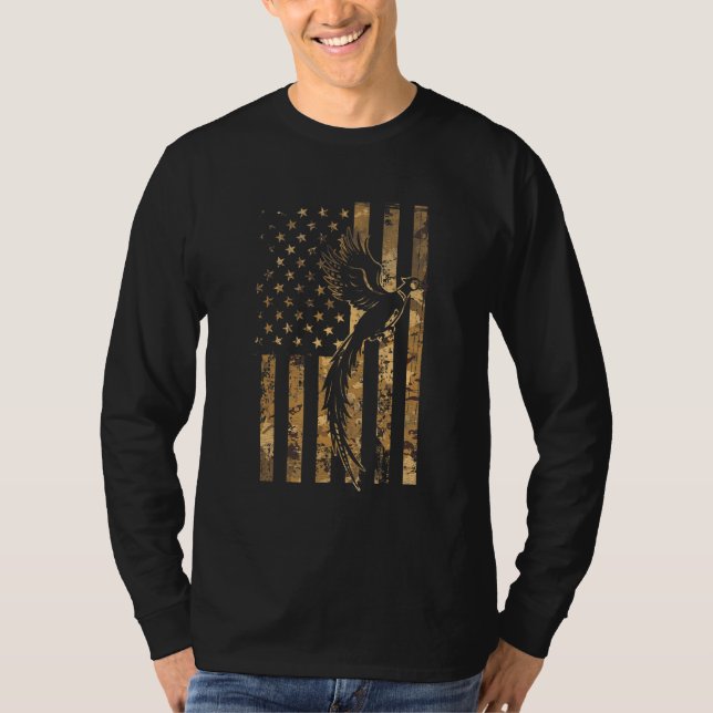 Camiseta Pheasant Bird Hunter American Flag Camouflage Phea (Frente)