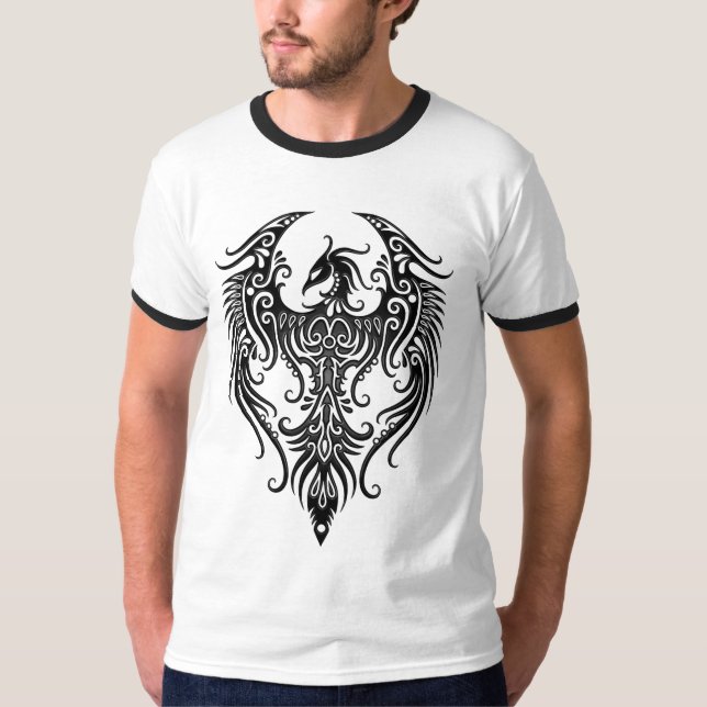 Camiseta Phoenix tribal preto decorado (Frente)