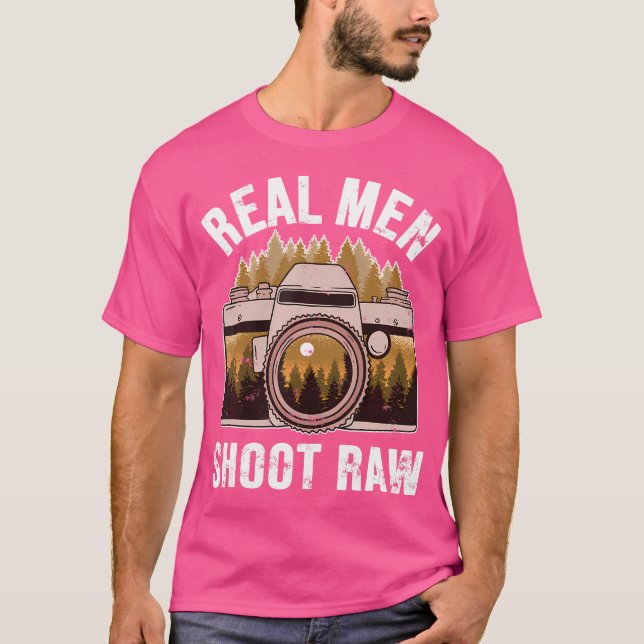 Camiseta Photographer Real Men Shoot Raw Photographer Photo (Frente)