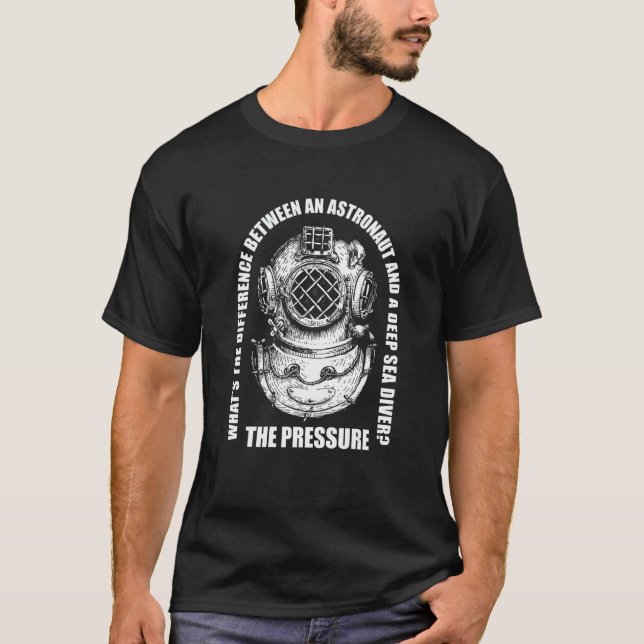 Camiseta Piada de Astronauta de Água do Mar Profundo  Mergu (Frente)