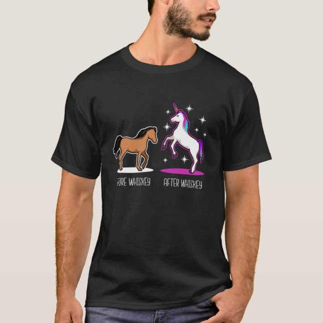 Camiseta Piada de Uísque - Meme Divertido de Unicórnio e Ca (Frente)