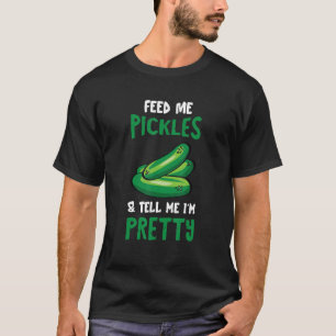 Camiseta Picle Feed Me Cucumber Dill Colher Comida Vegetal