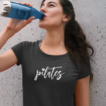 Camiseta Pilates Script Simples<br><div class="desc">Este design pode ser personalizado na área fornecida pela alteração da foto e/ou do texto. Ou pode ser personalizado clicando em Personalizar este Modelo e, em seguida, escolhendo o clique para personalizar mais a opção e excluir ou alterar a cor do plano de fundo, adicionar texto, alterar a cor ou...</div>