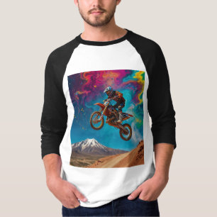 Camiseta Piloto de Motocross na Encosta da Montanha