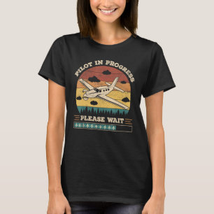 Camiseta Piloto em andamento Aguarde um futuro engraçado pa
