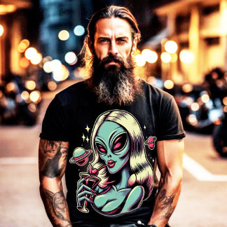 Camiseta Pin-up da alienígena