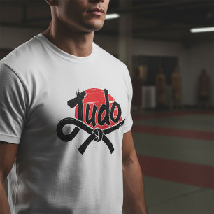 Camiseta Pincel de Judo e Faixa Preta – Sol Nascente
