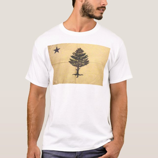CAMISETA PINE ÁRVORE FLAG. RECURSO AO FOGO DE CÉU. VELHA FO (Frente)
