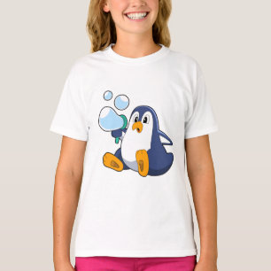 Camiseta Pinguim com bolhas de sabão.PNG