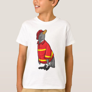 Camiseta Pinguim como Bombeiro com Capacete