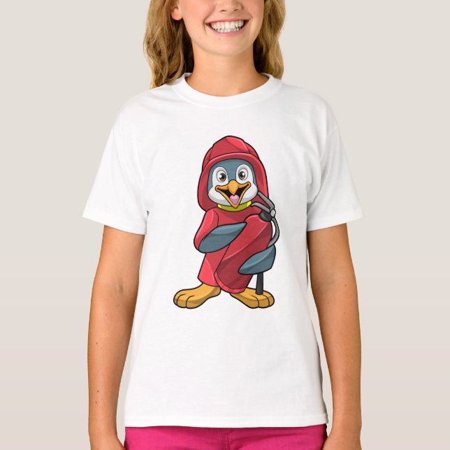 Camiseta Pinguim como Bombeiro com Extinguista (Frente)