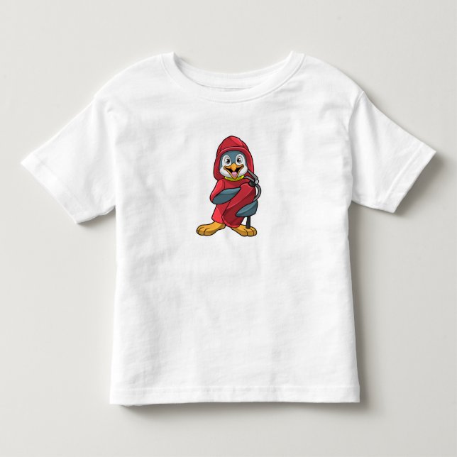 Camiseta Pinguim como Bombeiro com Extintor (Frente)