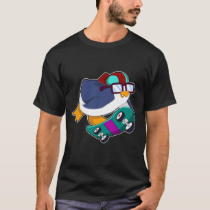 Camiseta Pinguim como skater com skate