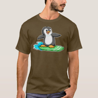 Camiseta Pinguim como Surfer com Surfboard 2