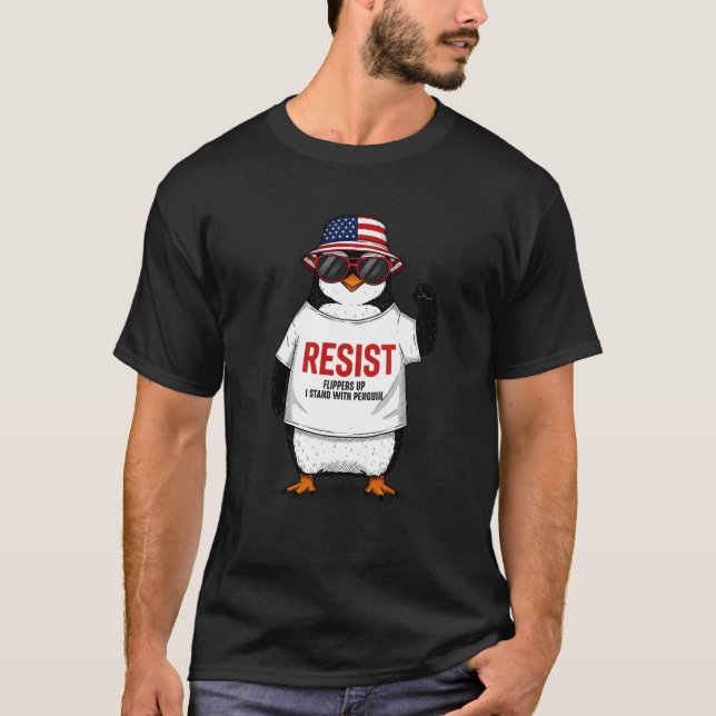 Camiseta Pinguim Engraçado Resiste Incêndios Protestando Co (Frente)