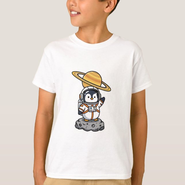 Camiseta Pinguim Espacial Astronauta Saturno Crianças (Frente)