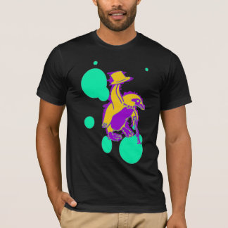 Camiseta pinguim legal louco do chapéu alto