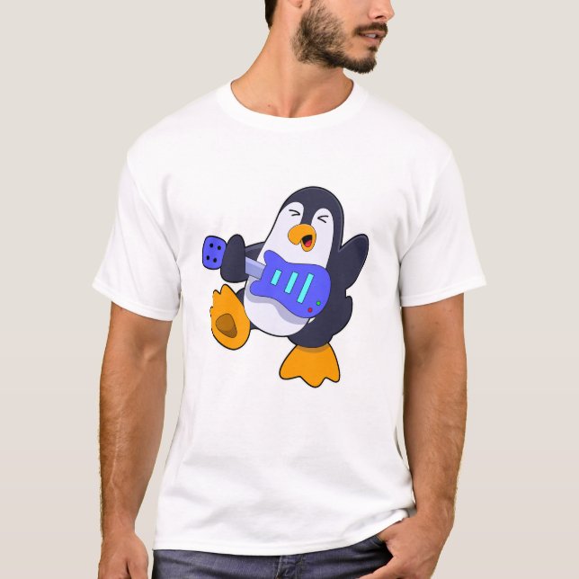 Camiseta Pinguim na Música com Violão (Frente)